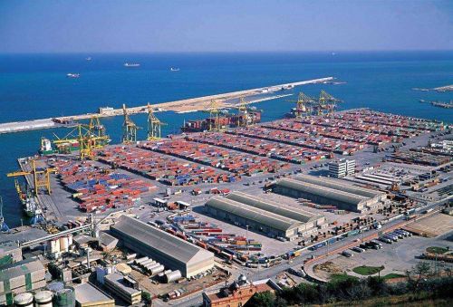 Conditions for the emergence of entrepot trade